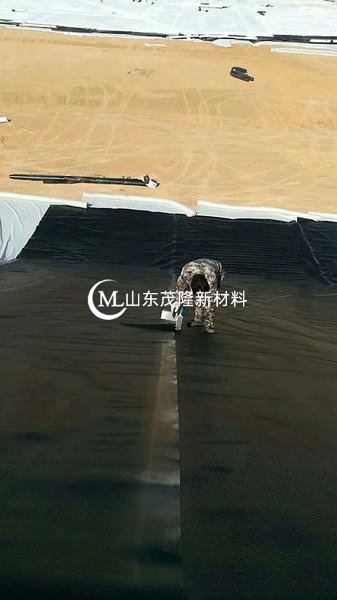 如何在土工膜不太緊的情況下施工