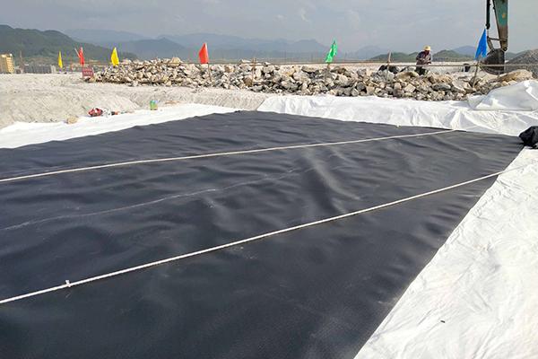 油田地面為什么用土工膜防滲 第2張