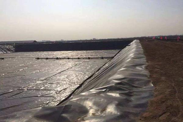 土工膜的軟硬度的區別有哪些呢？  第1張