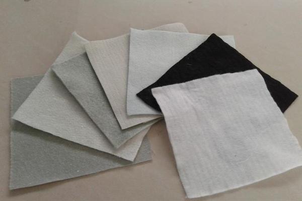 復(fù)合土工膜與防水土工布:究竟有何不同? 第3張