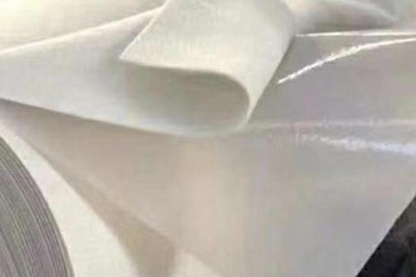 寒冷天氣下復合土工膜施工的要求有哪些? 第1張