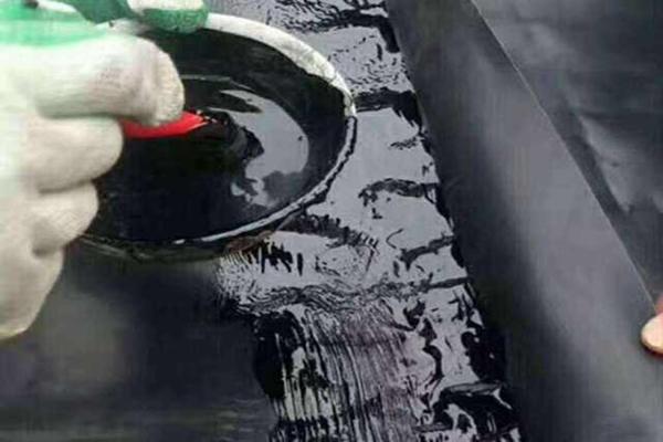 揭秘土工膠如何實現(xiàn)土工膜粘接的奧秘  第1張