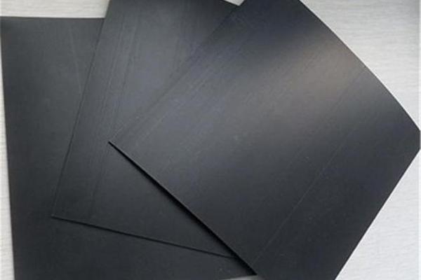 光面土工膜的特點(diǎn)及應(yīng)用解析 第1張