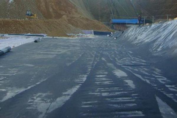 防滲膜漏水怎樣修補最好呢？  第3張