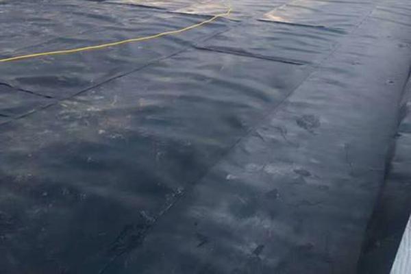 土工膜鋪設(shè)后要不要蓋土保護(hù)  第3張