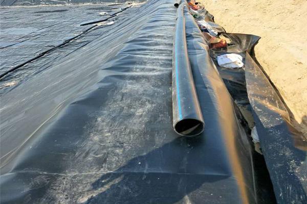 土工膜在蓄水池中的施工方法 第1張